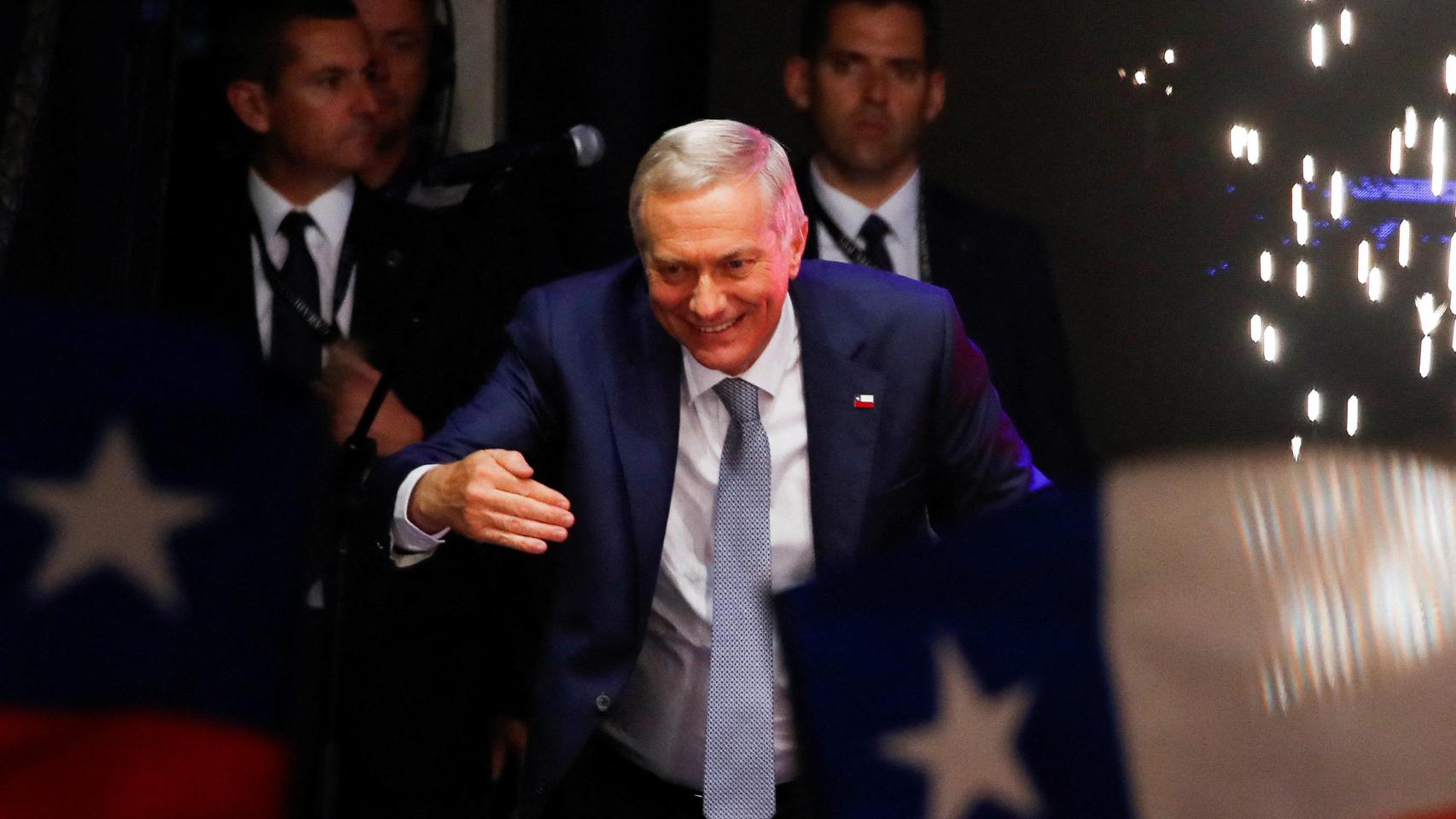 José Antonio Kast celebra su victoria en las elecciones a la presidencia de Chile.