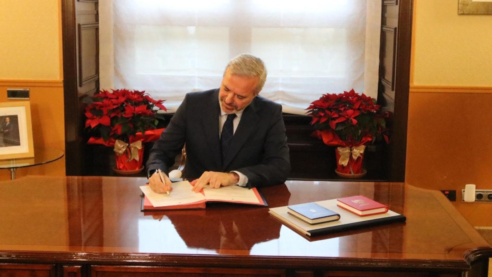 El presidente de Aragón, Jorge Azcón, este lunes, en Consejo de Gobierno.