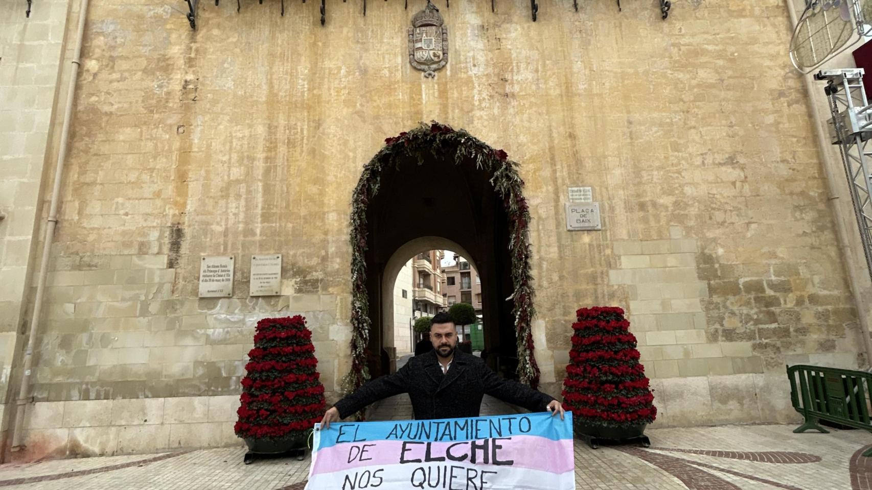 La I Gala por las Infancias Trans recauda 3.333 euros tras el veto del Ayuntamiento de Elche