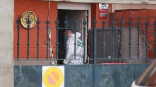 La Guardia Civil acude a la vivienda donde ha aparecido muerta una mujer en La Algaba