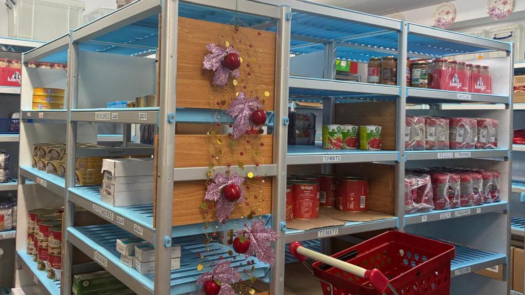 Parte del almacén de la Cocina Económica de Santiago