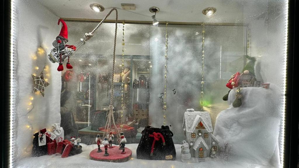 El concurso de escaparatismo de Navidad vuelve a Santiago un año más