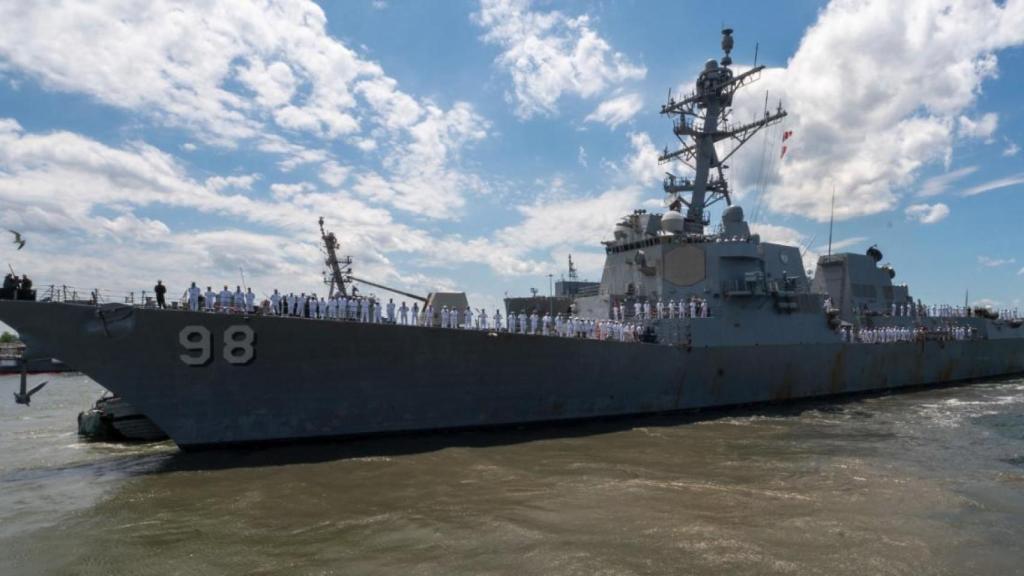 El destructor USS Forrest Sherman (DDG 98)