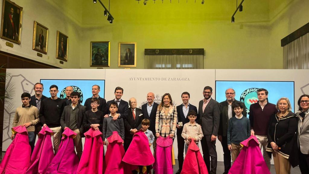 Acto de presentación del nuevo local en el Ayuntamiento de Zaragoza.