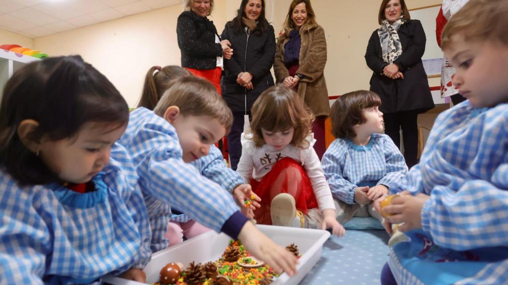 Niños de un aula de una guardería privada.
