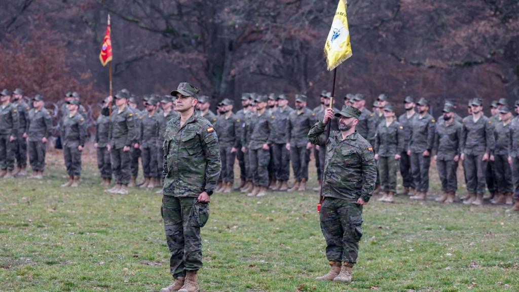 Infantes de Marina españoles en Rumanía durante la toma de relevo