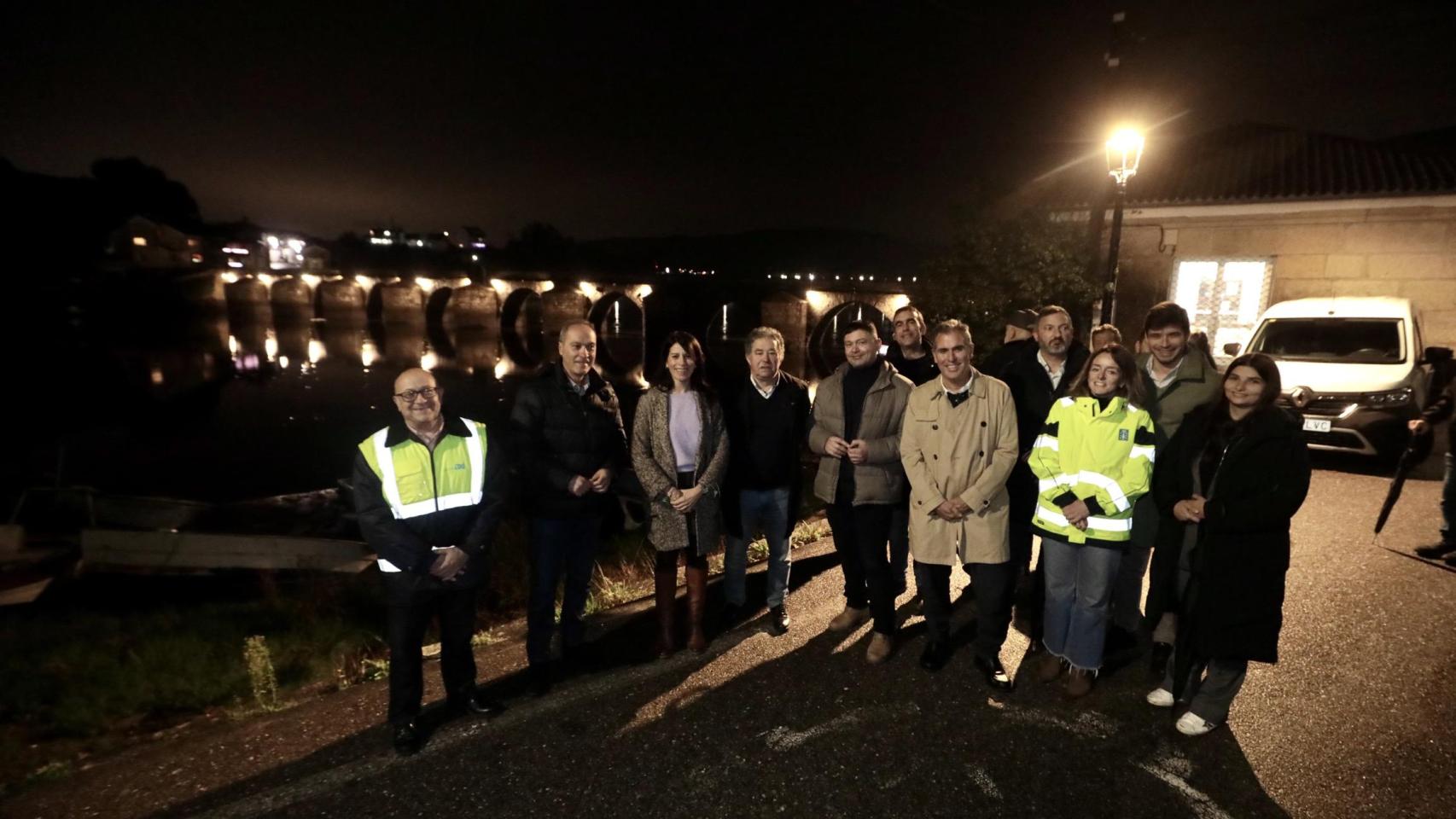 La Xunta pone en valor la nueva iluminación del puente medieval de Ponte Sampaio