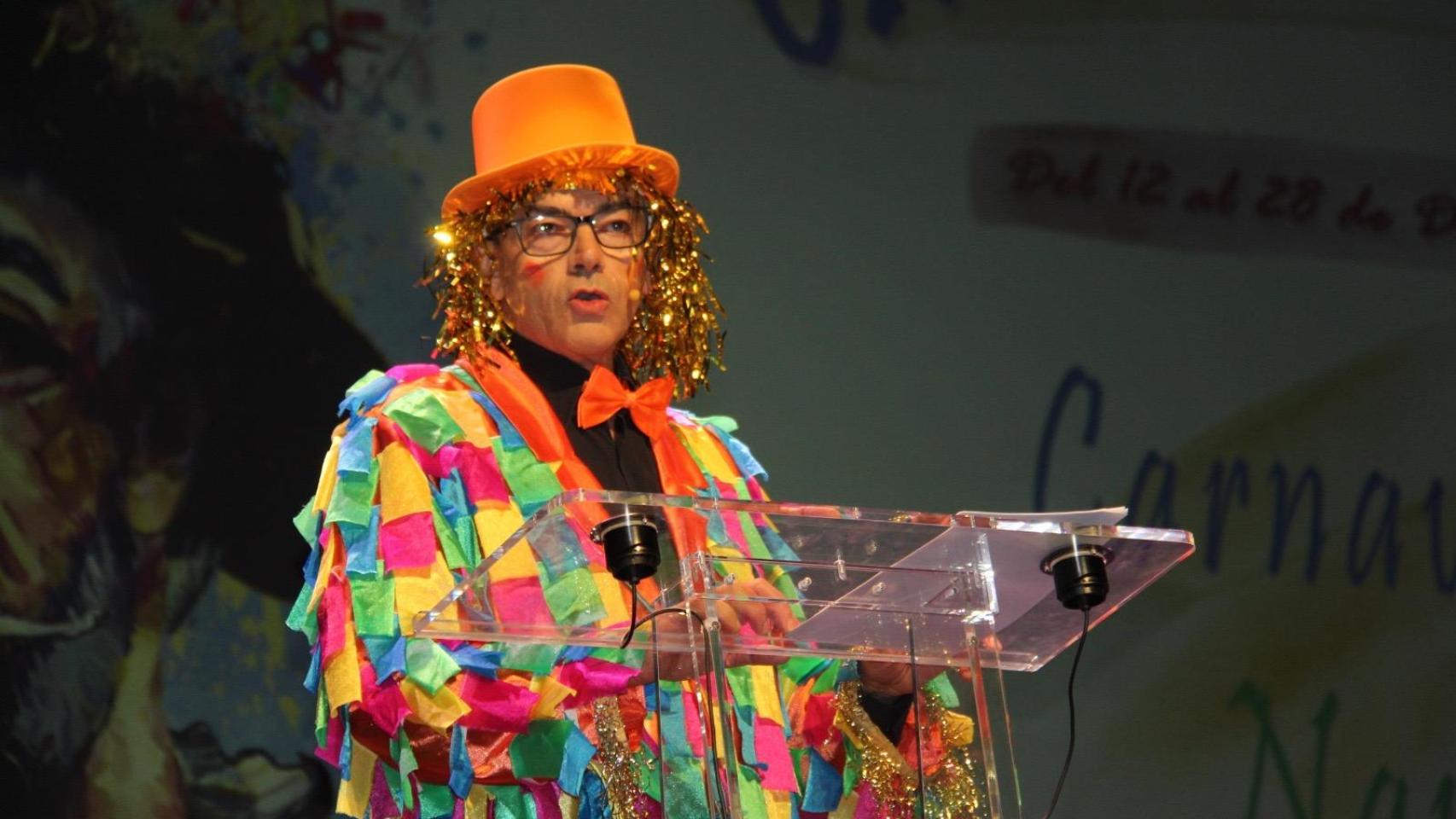 Las mejores imágenes del pregón de Paco Librado que dio inicio al Carnavalcázar 2025