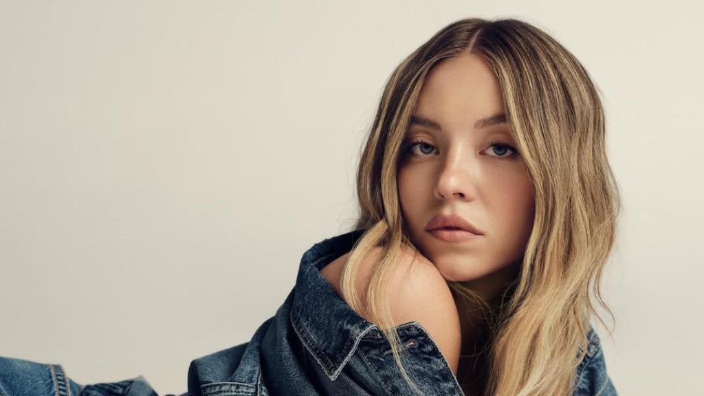 Sydney Sweeney en una imagen de la polémica campaña que protagonizó este verano para American Eagle.