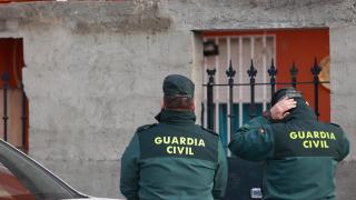 Miembros de la Guardia Civil en el lugar de los hechos.