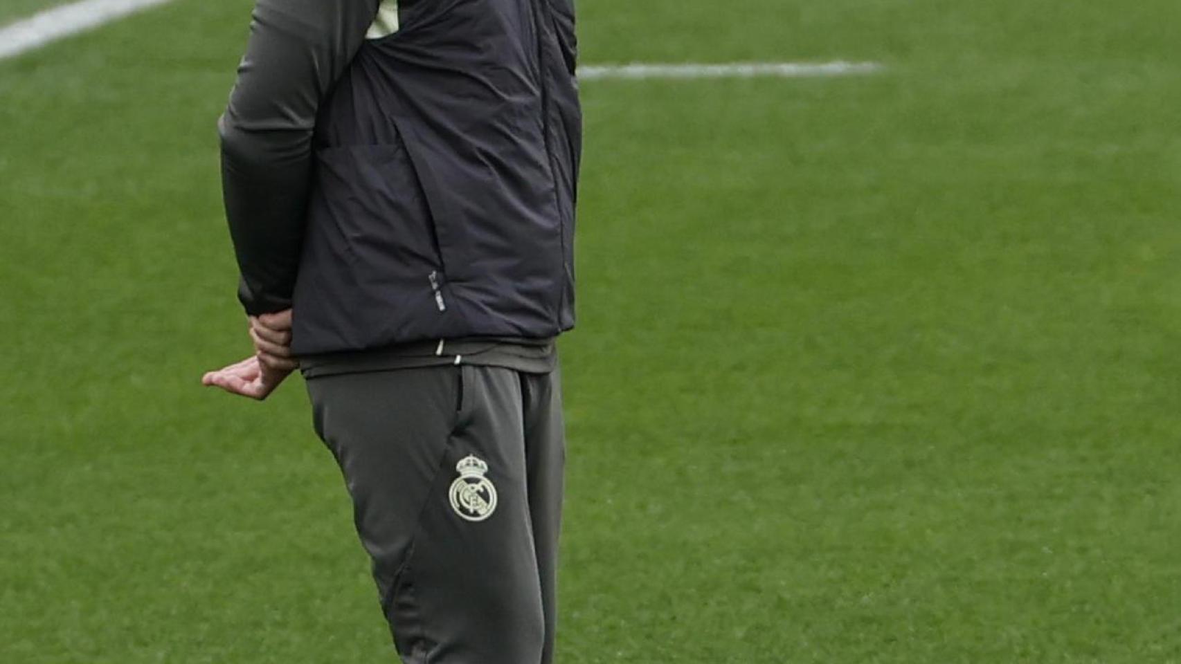 Xabi Alonso, en el entrenamiento de este martes del Real Madrid