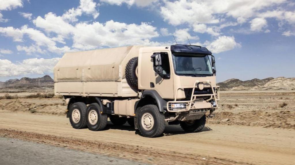 Vehículo militar T-810 M.