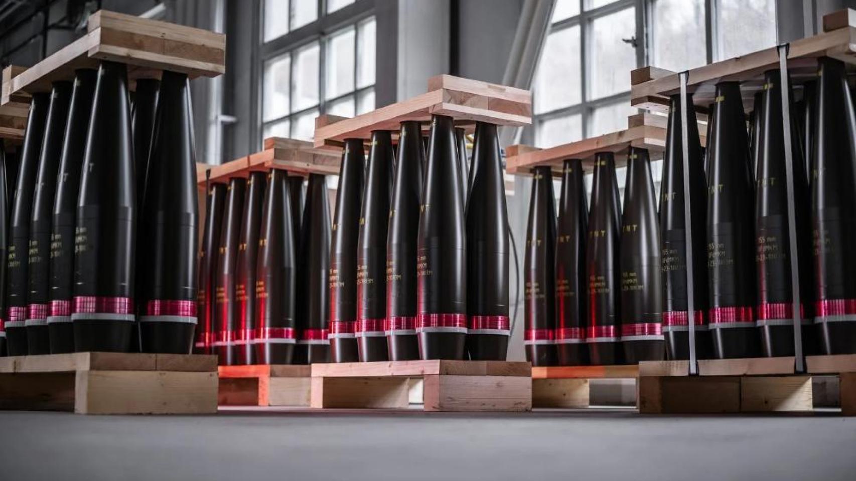 Proyectiles de 155 mm, un estándar clave en la artillería de la OTAN.