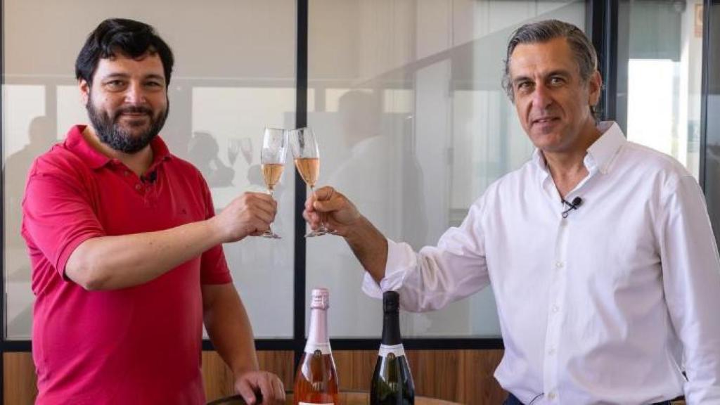 Diego y Santiago, la quinta generación de la familia al frente de Cavas Marevia.