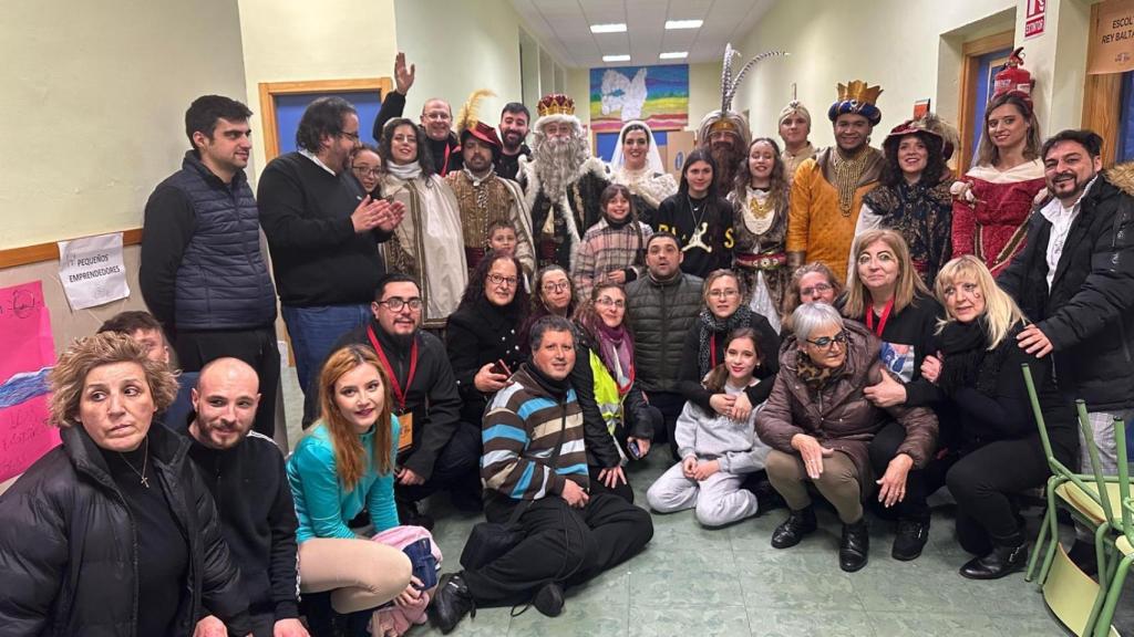 Miembros de la Asociación Cultural Colados de Zamora en la preparación