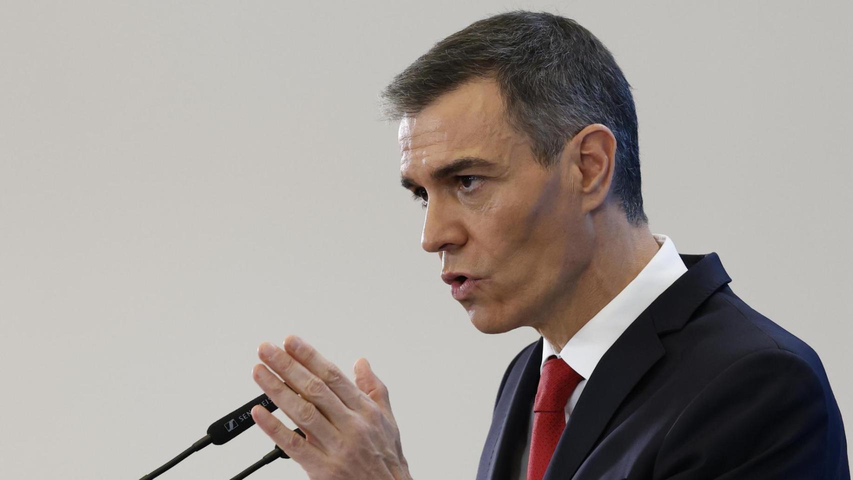 Pedro Sánchez, este lunes efectuando un balance del curso político.