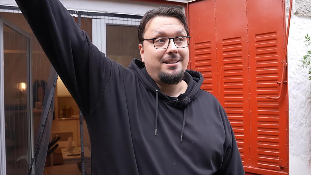 Donato, de 36 años, vive más cerca de Ávila que de la capital