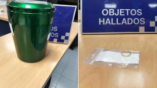 Imagen de la urna funeraria y la alianza extraviadas en Valladolid y en manos de la Policía Municipal