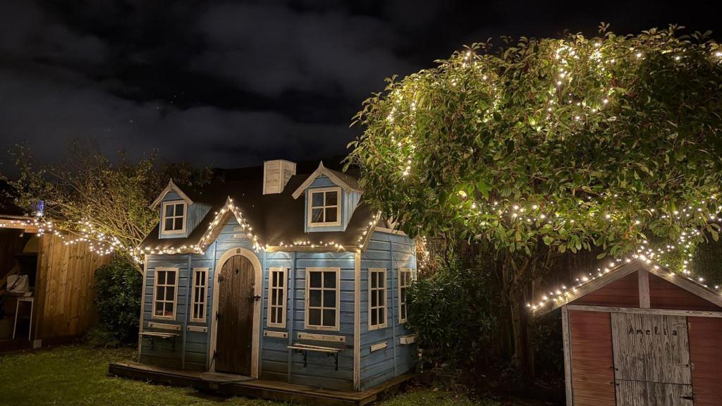 El jardín de una casa decorada en A Zapateira.
