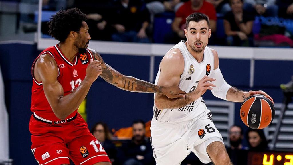 Abalde, durante el partido contra el Milan.