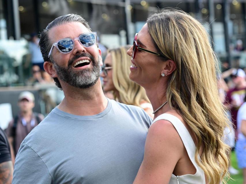 Donald Trump Jr. y Bettina Anderson, el pasado mes de abril en Doral, Miami (Estados Unidos).