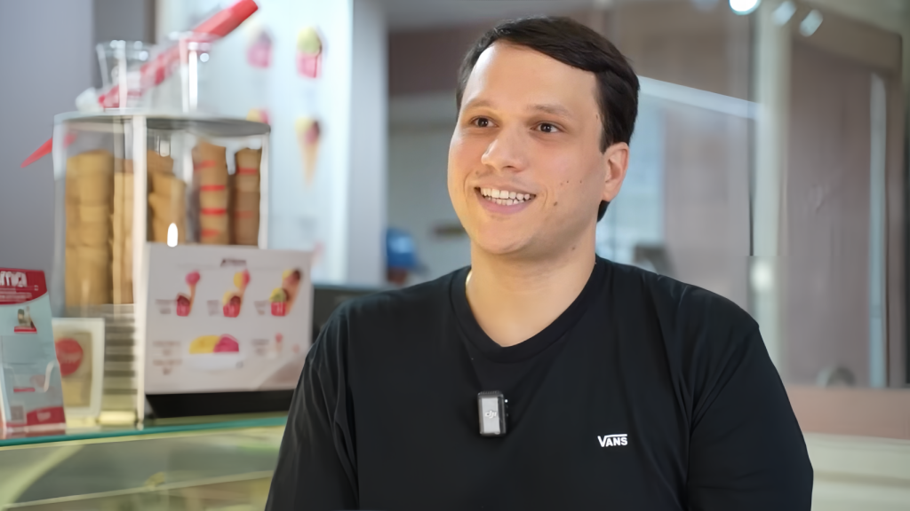 El joven empresario cuenta la realidad de sus contrataciones.