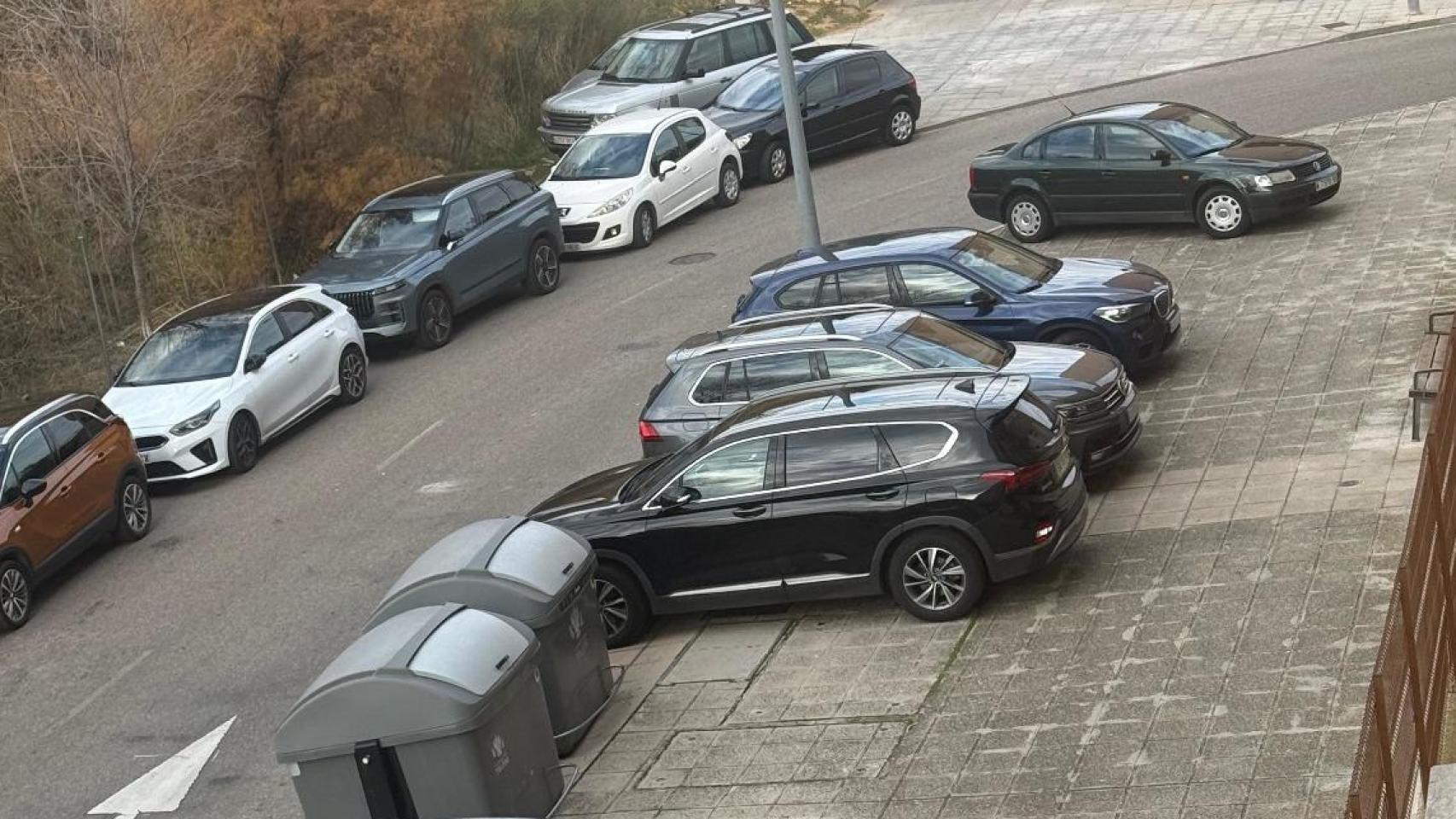 Imágenes tomadas desde las viviendas de la calle Concilios de Toledo este domingo, coincidiendo con la comida de Navidad del PP.