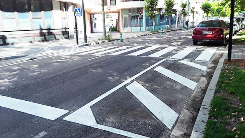 Nuevo paso de peatones inteligente en la calle Fuente El Sol.