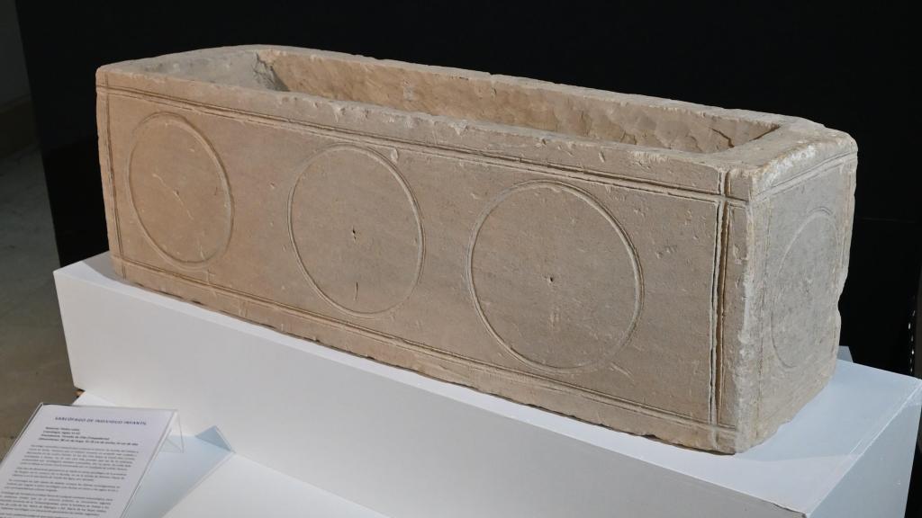 Sarcófago infantil encontrado en Tartalés de Cilla (Burgos)