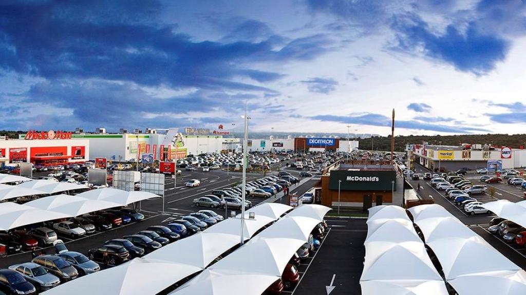 El Parque Comercial Abadía de Toledo.