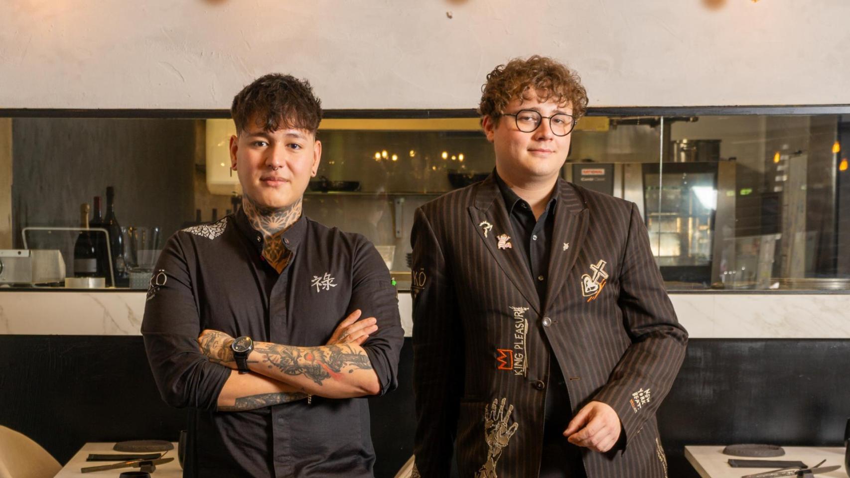 Íñigo y Eden en su restaurante.