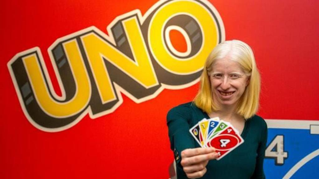 La medallista paralímpica Susana Rodríguez en la presentación del UNO Braille.