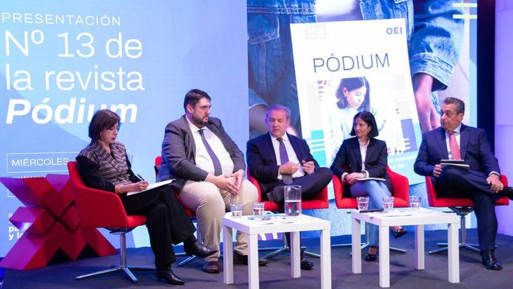 Presentación del nº13 de la revista PODIUM de la OEI.