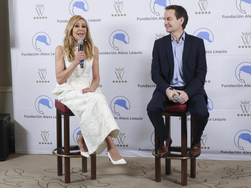 Obregón durante la rueda de prensa.