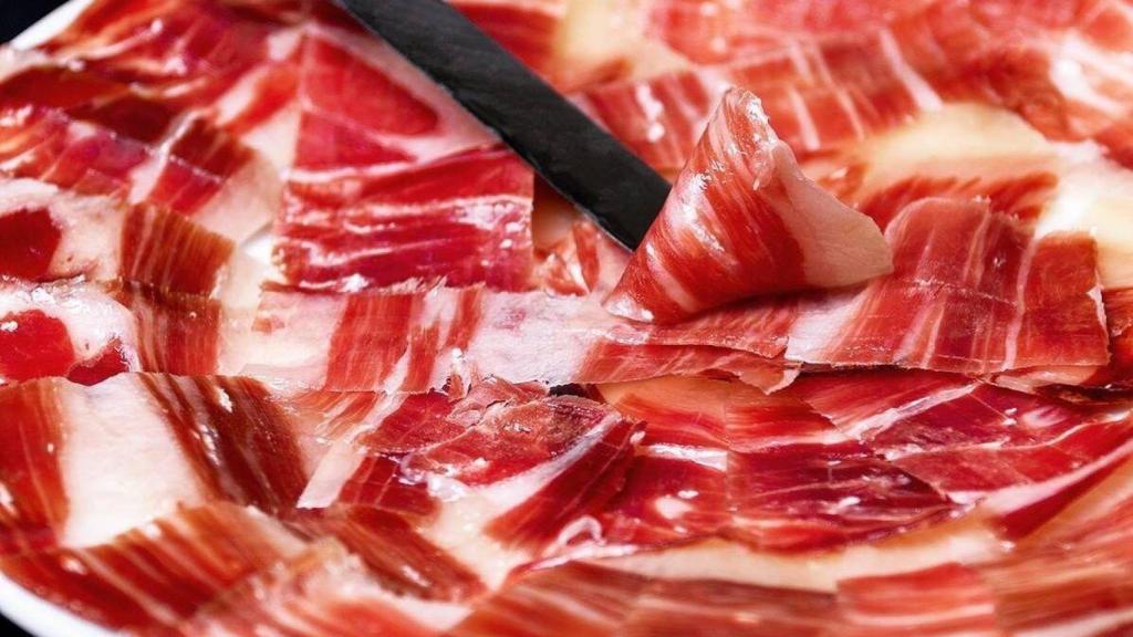Jamón ibérico cortado.