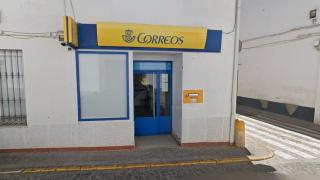 La oficina de Correos donde se ha producido el robo, en Fuente de Cantos (Badajoz)