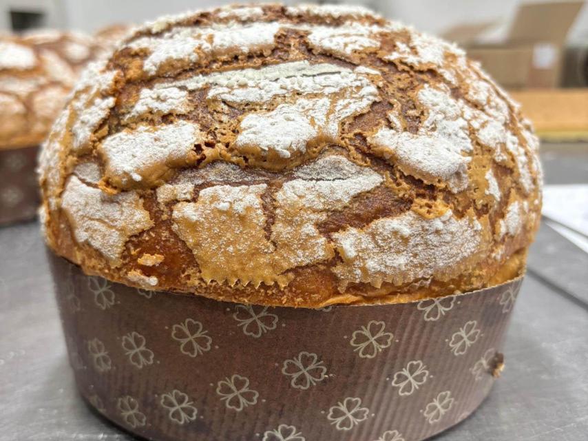 Un sabroso panetone elaborado en la Pastelería El Horno de Medina del Campo.