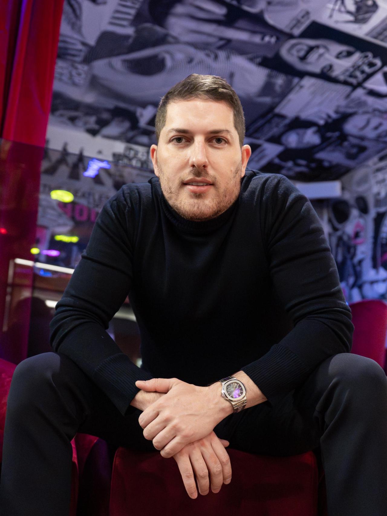 Enrique Menéndez en su nuevo restaurante, Memories, dentro del Palacio de Liria.