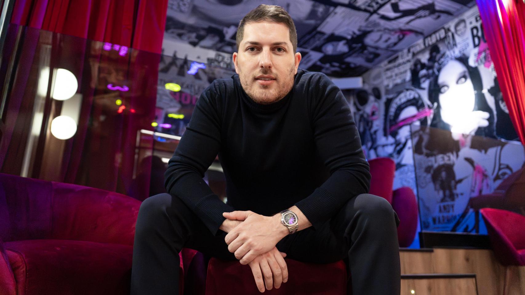 Enrique Menéndez en su nuevo restaurante, Memories, dentro del Palacio de Liria.