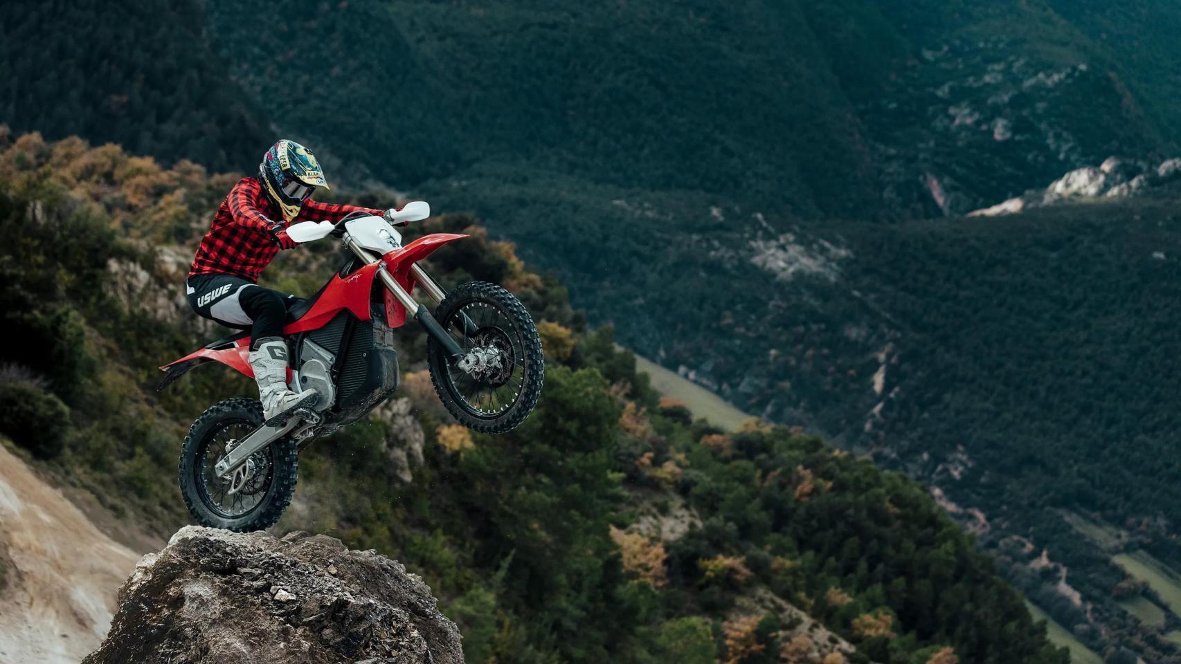 Una moto eléctrica española rompe un récord mundial y deja a todos boquiabiertos: “Los motores de gasolina no podrían hacerlo”