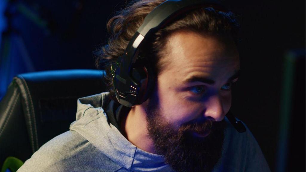 Parecen unos auriculares normales, pero estos Logitech están hechos para el gaming y rozan las 5 estrellas