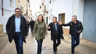 Pilar Alegría, junto a su equipo en Samper de Calanda