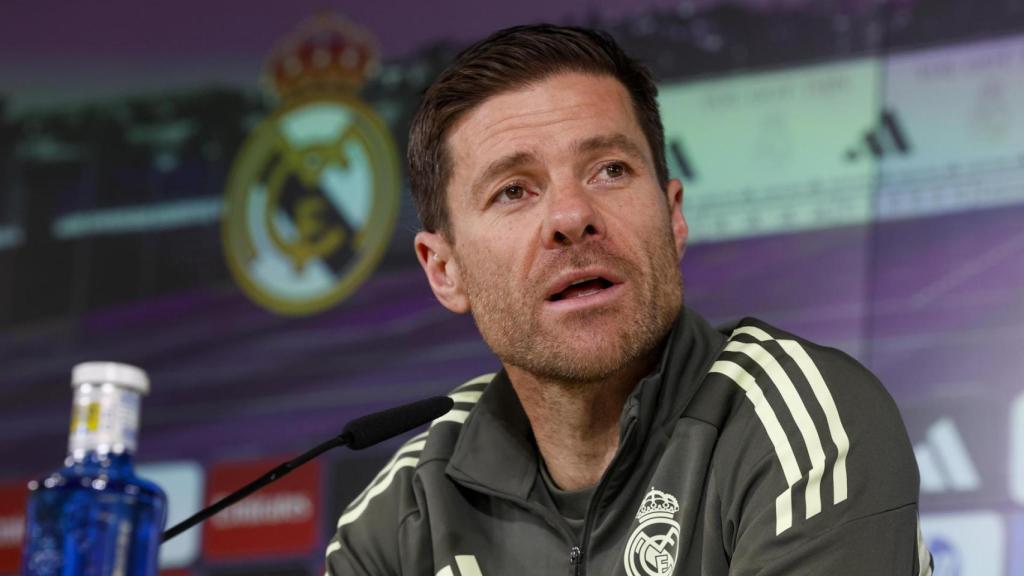 Xabi Alonso, durante una rueda de prensa.