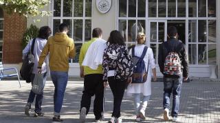 Un grupo de universitarios