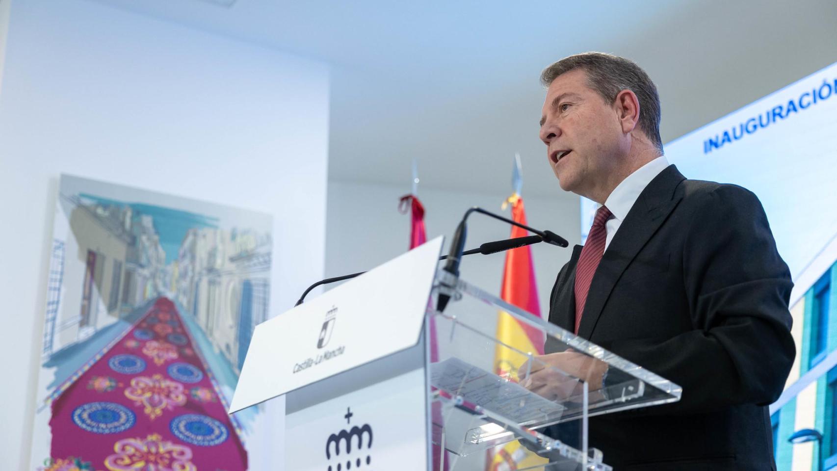 Emiliano García-Page durante su intervención en Elche de la Sierra (Albacete).