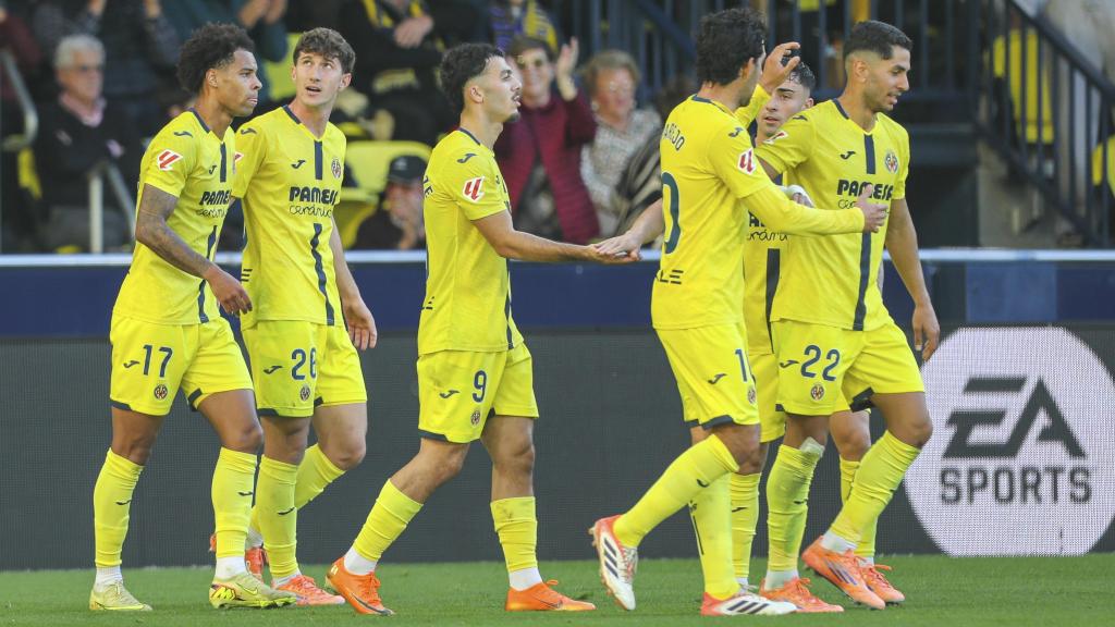 Los jugadores del Villarreal celebran un gol ante el Getafe.