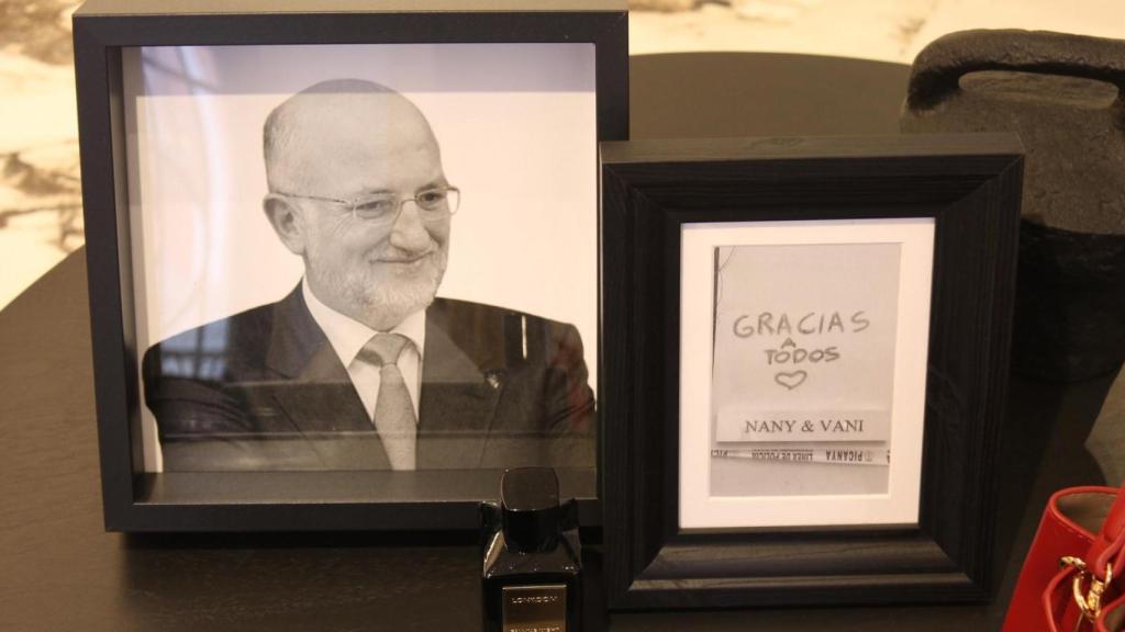Homenaje a Juan Roig en la tienda. EE