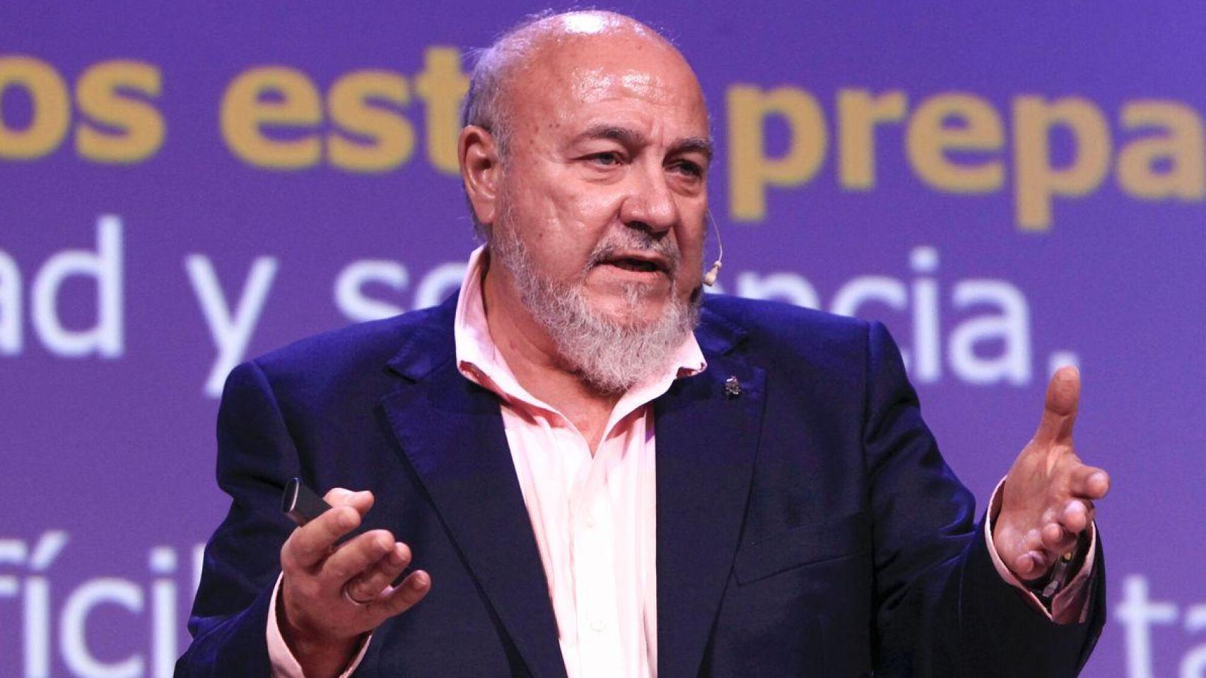 Antonio Ríos, psicoterapeuta y médico.