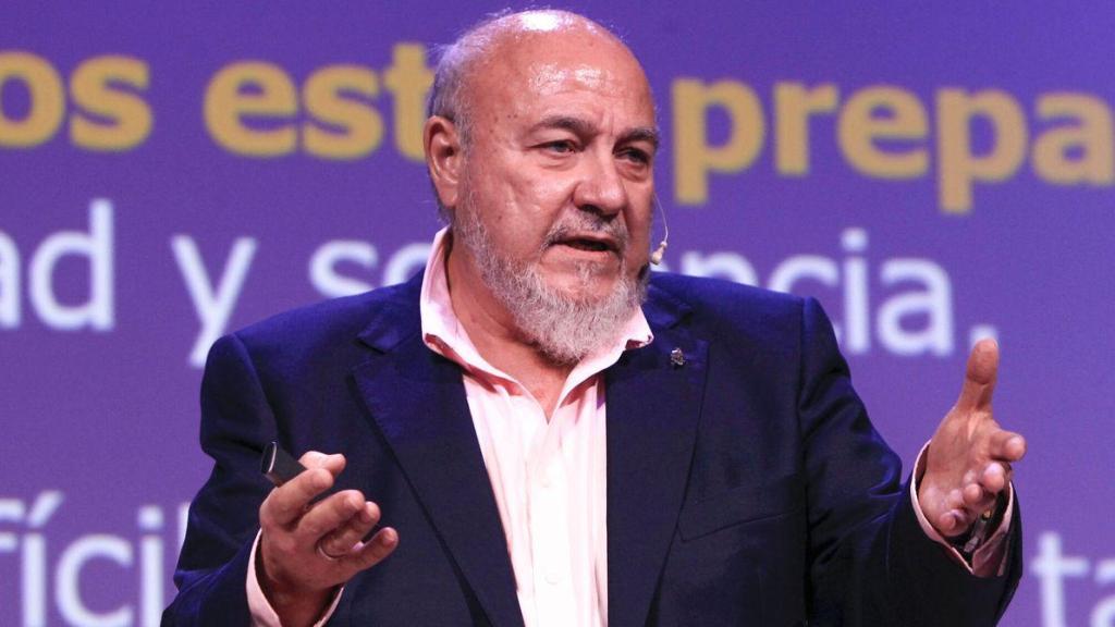 Antonio Ríos, psicoterapeuta y médico.