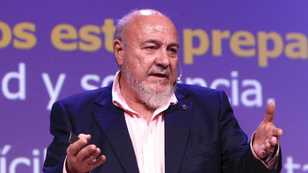 Antonio Ríos, psicoterapeuta y médico.